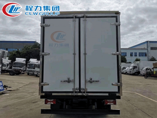 國六躍進自動檔冷藏車