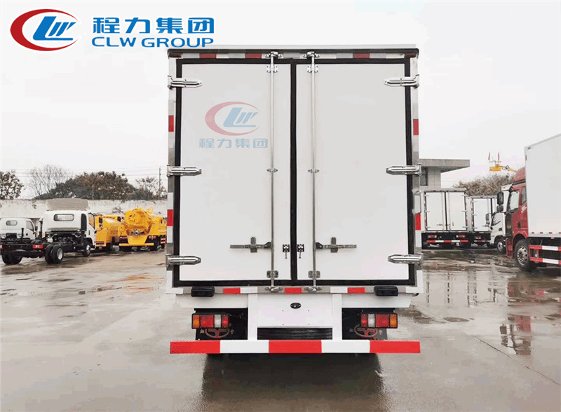 國六江鈴130馬力寬體冷藏車